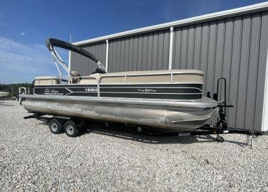 2017 Tracker Suntracker Party Barge 24 DLX