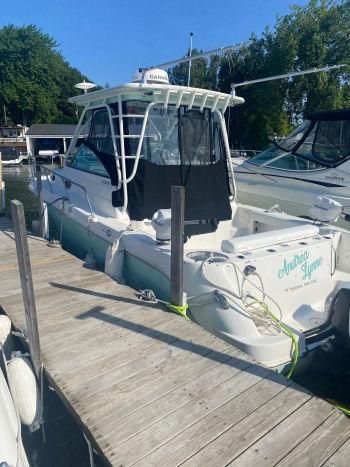 2018 Robalo 305 Walkaround