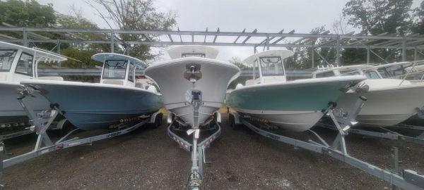 2025 Sea Hunt Gamefish 30 Forward Seating