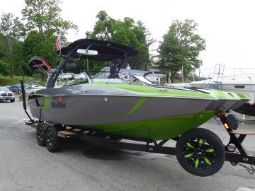 2017 Malibu Wakesetter 24 MXZ