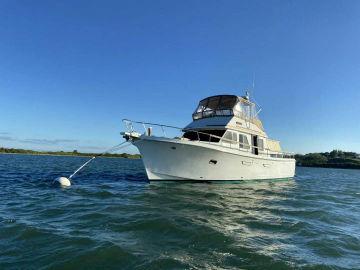 1991 Marine Trader Double Cabin