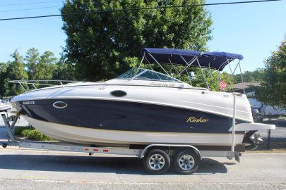 2004 Rinker Fiesta Vee 250