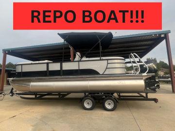 2024 Bentley Pontoons REPO!!! Legacy 220 Navigator