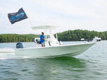 2024 TideWater Boats 2210 Carolina Bay