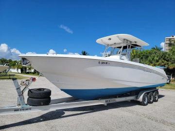 2004 Boston Whaler 320 Outrage