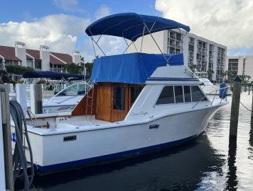 1975 Chris-Craft 30 Tounment Fisherman