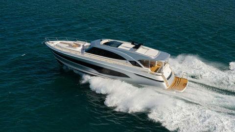 2025 Riviera 6800 Sport Yacht Platinum