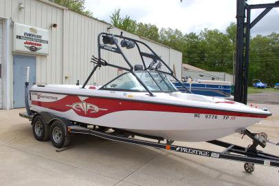 2001 Nautique Correct Craft Super Air Nautique