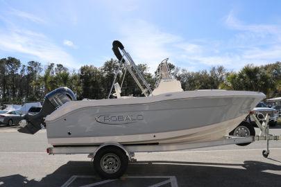 2019 ROBALO R180 Center Console