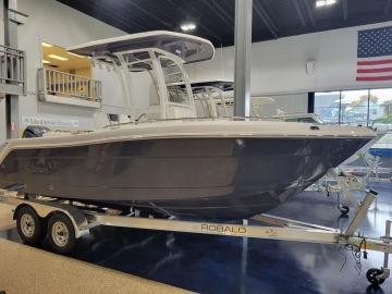 2025 Robalo 222 CC