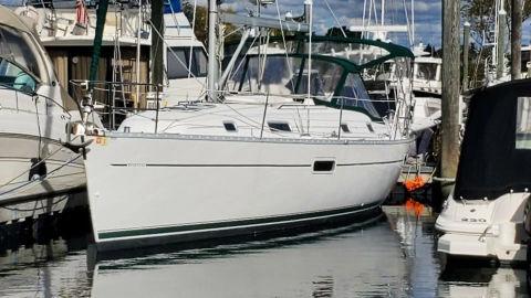 2000 Beneteau 361