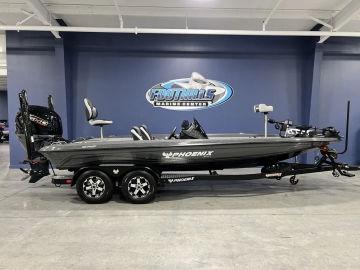 2024 Phoenix Bass Boats 721 PRO XP