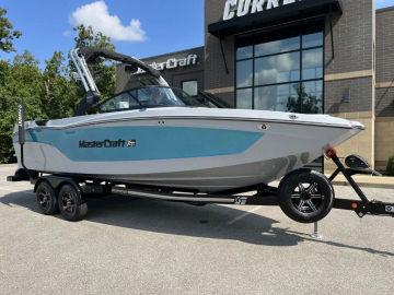 2023 MasterCraft XT24