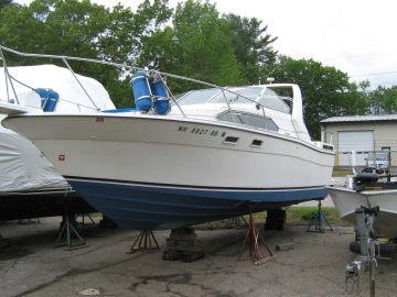 1983 Bayliner 2850 CONTESSA