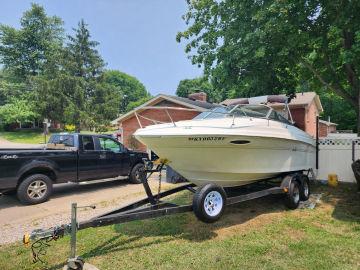 1999 Searay 215 express cruiser