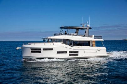 2025 Beneteau Grand Trawler 62