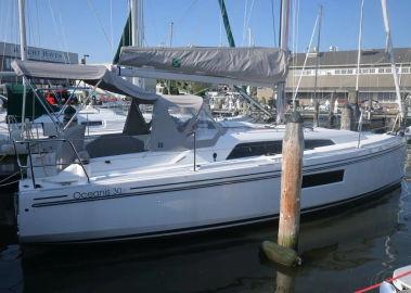 2022 Beneteau Oceanis 30.1