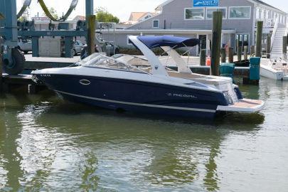 2013 Regal 2700 ES Bowrider