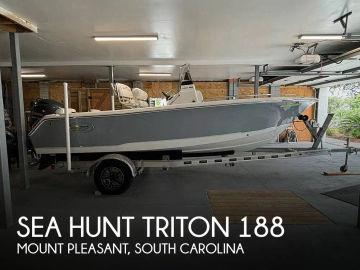 2018 Sea Hunt Triton 188