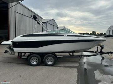 2003 Crownline 210 Bowrider