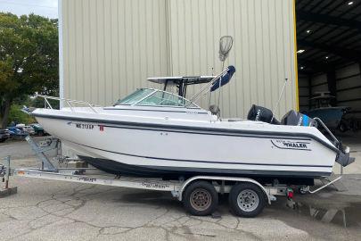 2001 Boston Whaler 21 Ventura