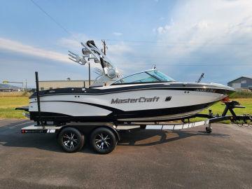 2015 Mastercraft X10