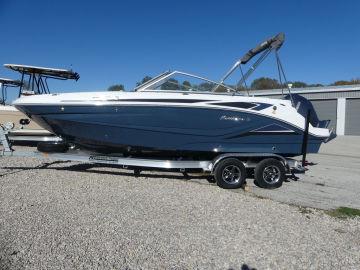 2024 Hurricane Sundeck 235 OB