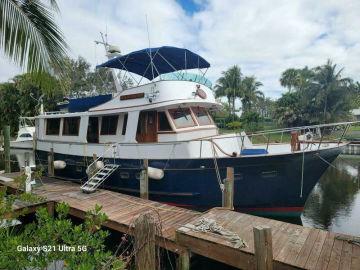 1987 Marine Trader Wide Body