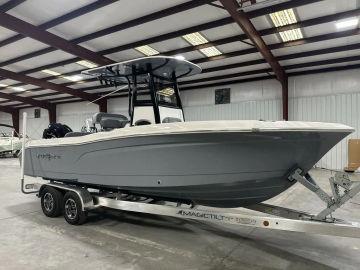 2024 NauticStar 242L Offshore