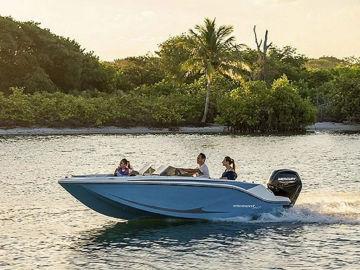 2023 Bayliner Element M17